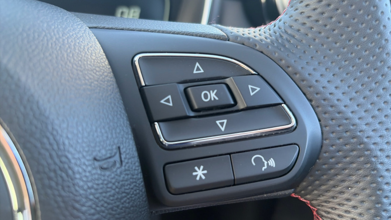 MG HS 1.5 T-GDI Trophy 5dr Petrol Hatchback